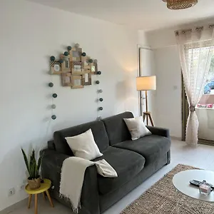 Spacieux Studio A Golfe Juan 2 Minutes Des Plages Vallauris